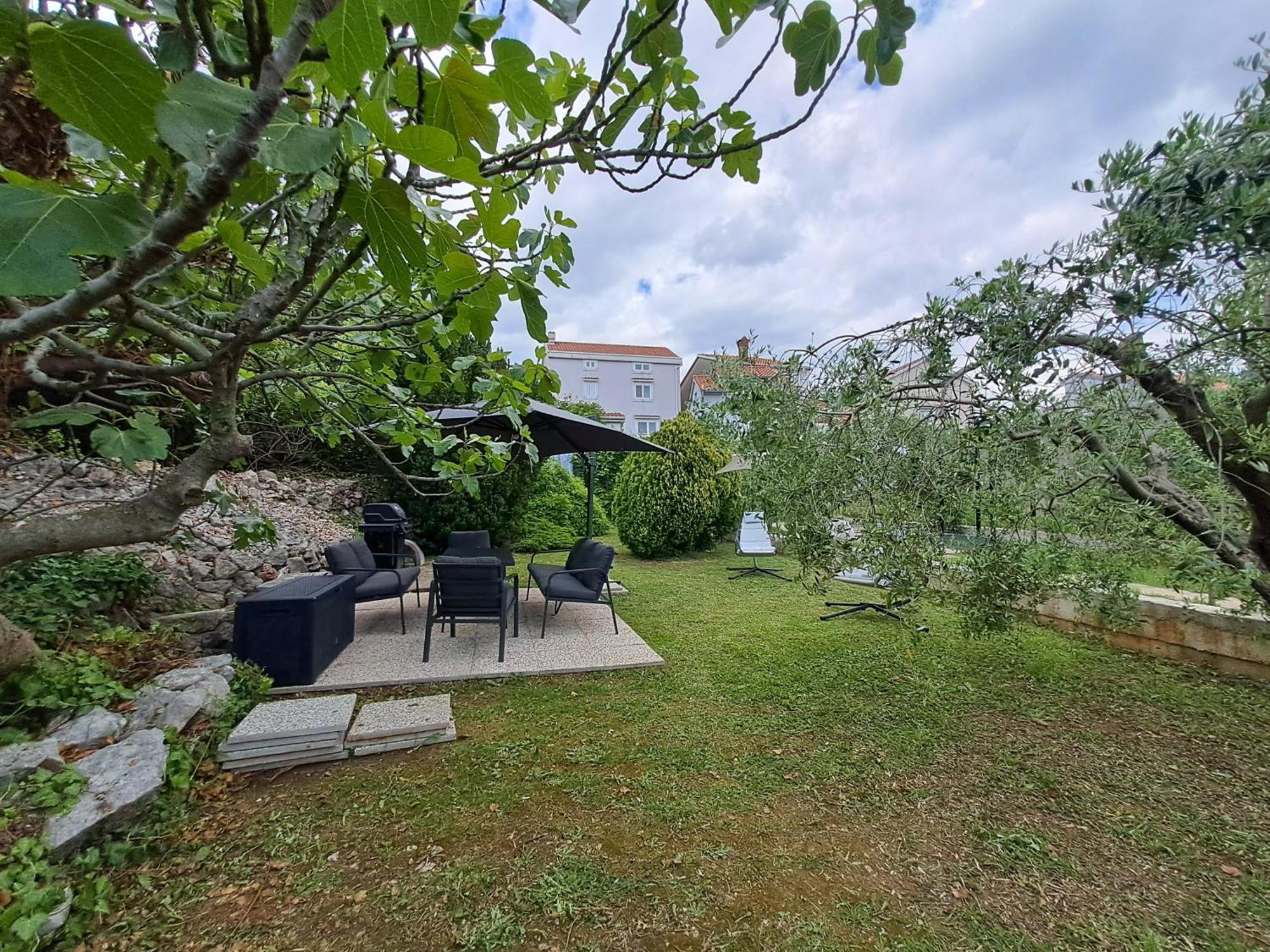 Greta Apartamento Vrbnik Exterior foto