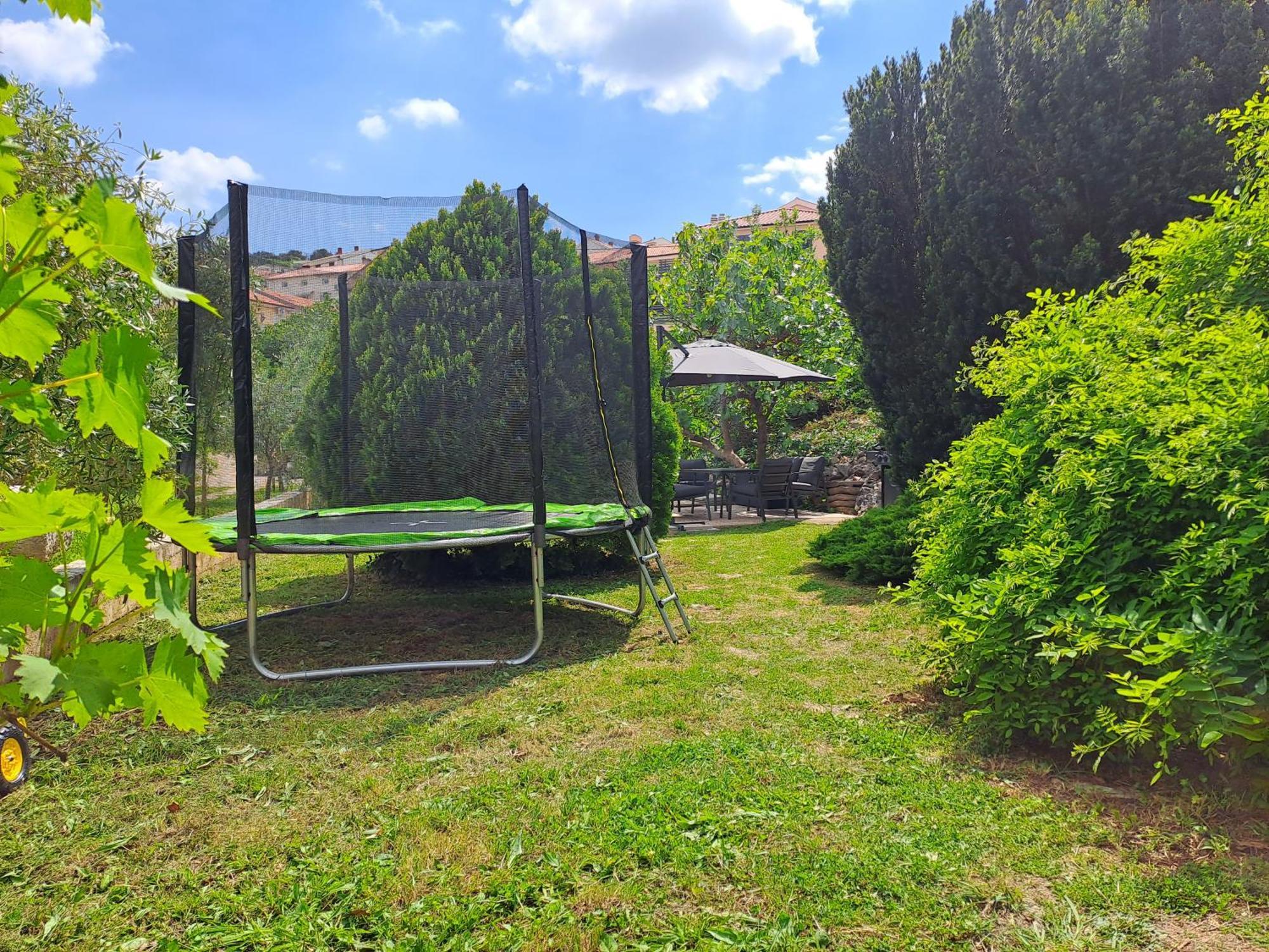 Greta Apartamento Vrbnik Exterior foto